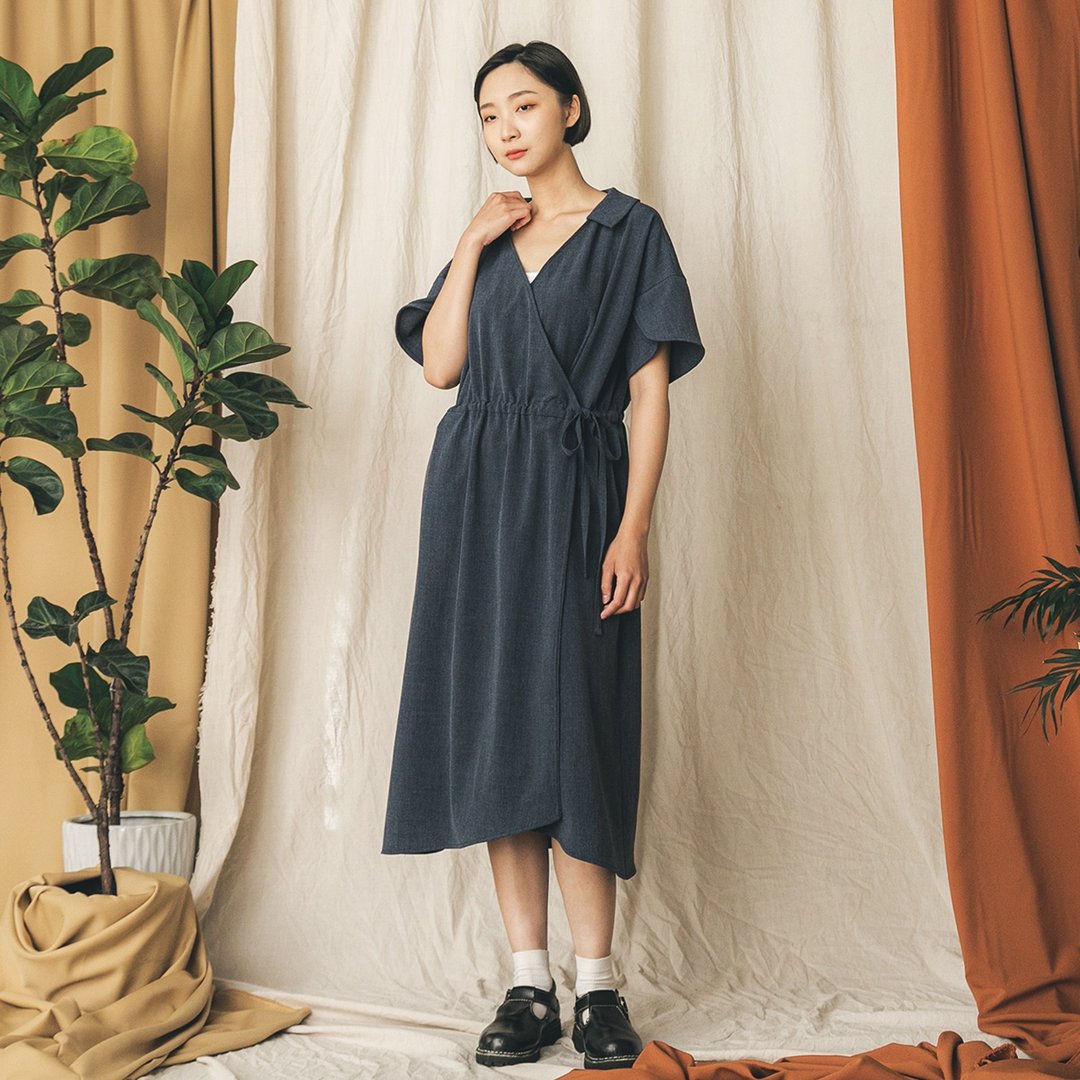 //SUMI x WEARMACAU// Yanfei_烟霏和服式洋装_21SF104_沈思蓝 - 洋装/连衣裙 - 聚酯纤维 蓝色