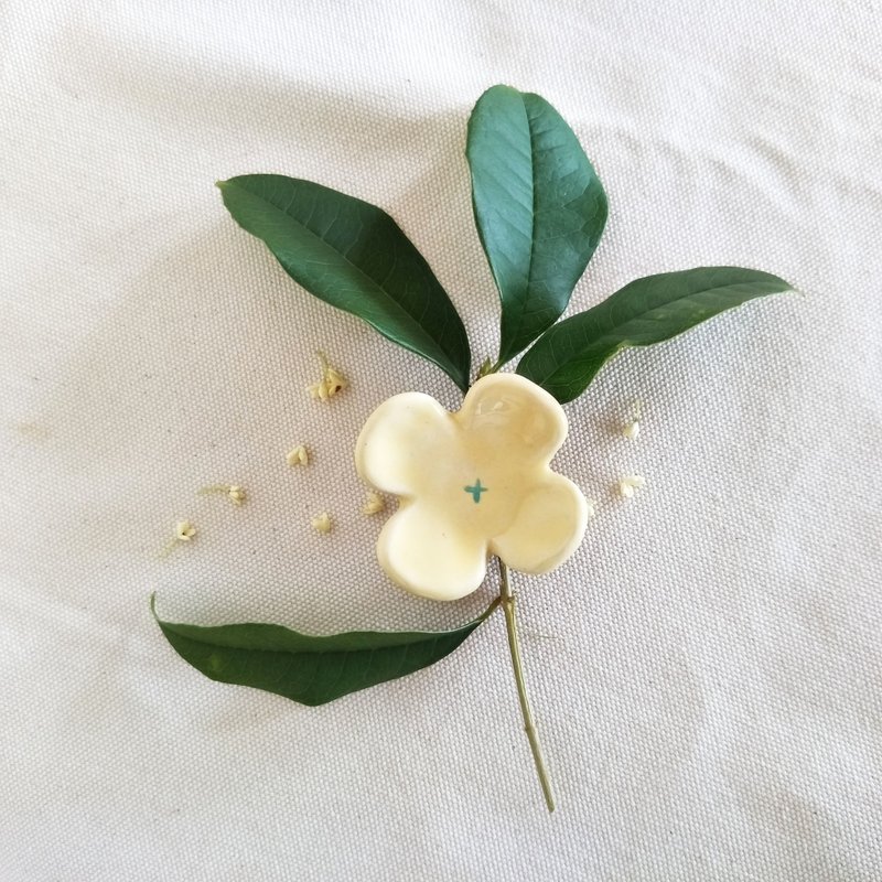 手作桂花筷架 - 餐垫/桌巾 - 瓷 