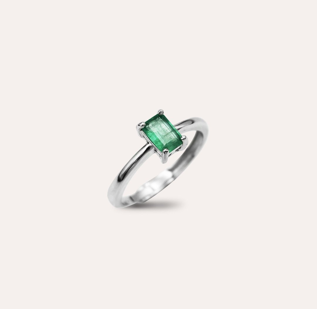 安珠 祖母绿 绿色 长方 4*6mm 戒指 经典系列 Emerald 宝石银饰 - 戒指 - 银 绿色
