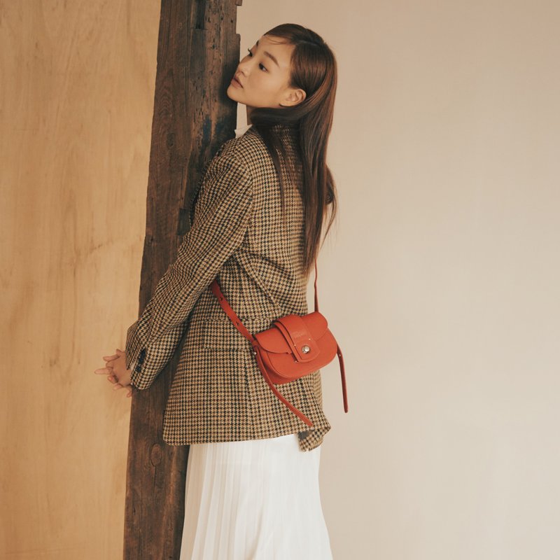 aver mini c_red / 斜背包 / 五色 - 手提包/手提袋 - 真皮 红色