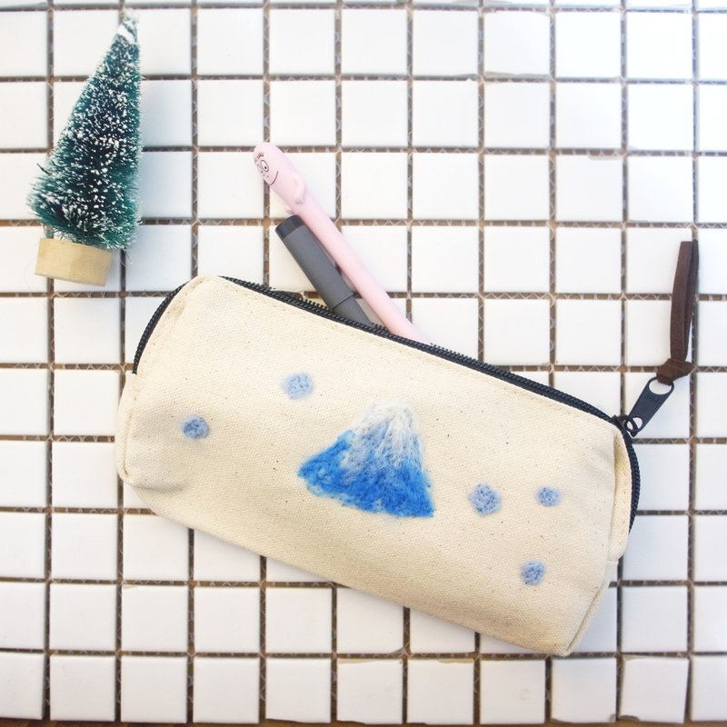 富士山 羊毛毡 胚布 笔袋 - 铅笔盒/笔袋 - 棉．麻 白色