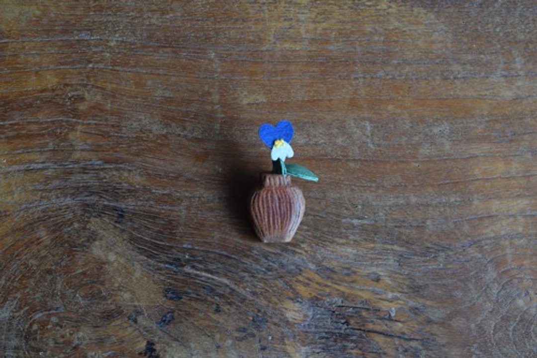 Leather jar brooch (small) + Commelina communis - 胸针 - 真皮 