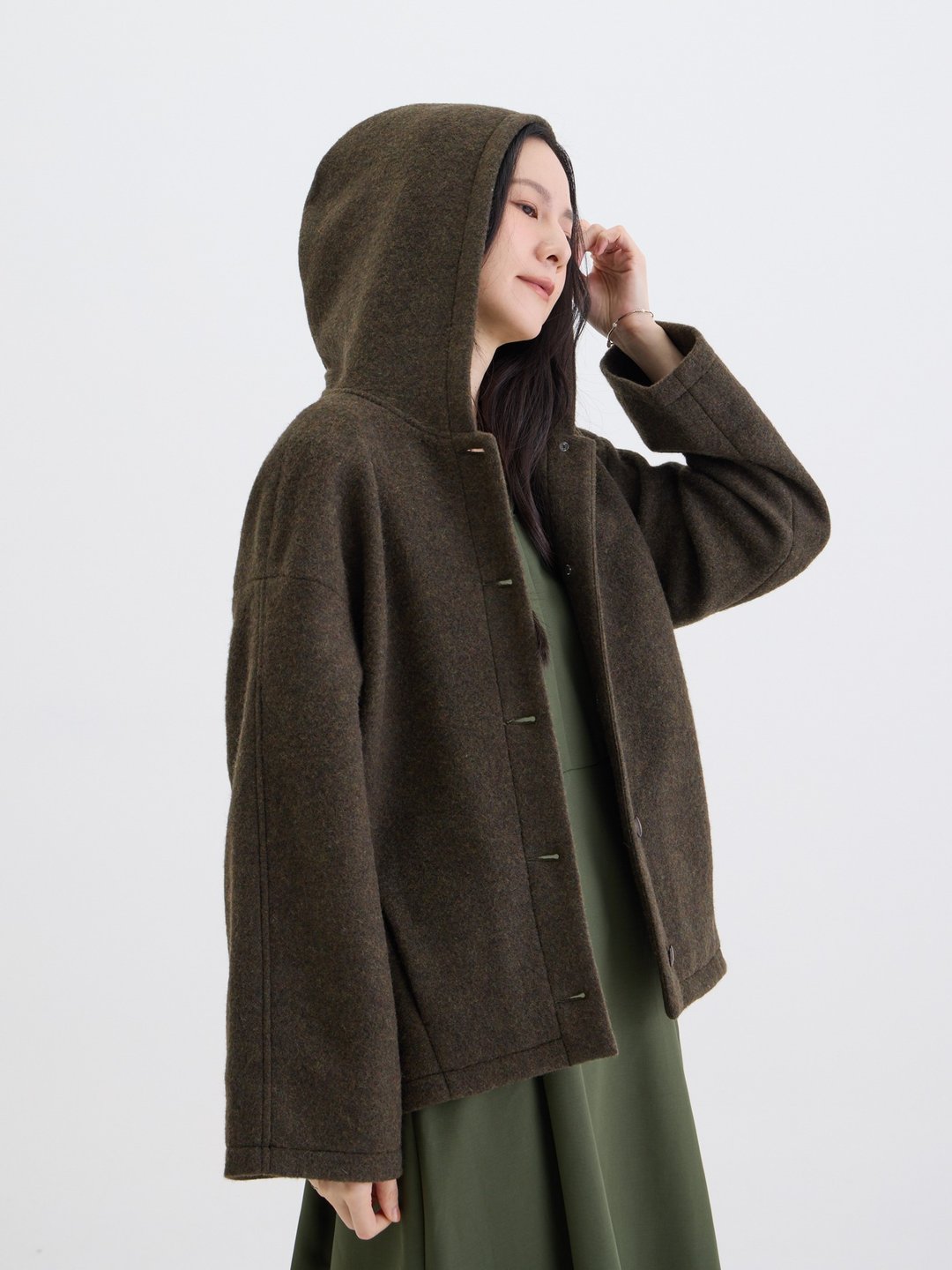 小雪怪连帽澎澎外套-墨绿 - 女装休闲/机能外套 - 羊毛 绿色