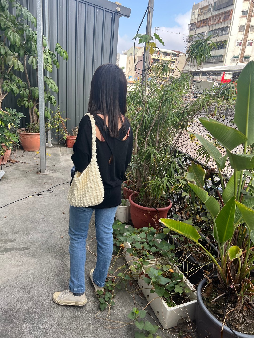 云朵包-钩针包 可许愿颜色 无扣无拉链 如需棉布内层需加价150元 - 侧背包/斜挎包 - 其他材质 多色