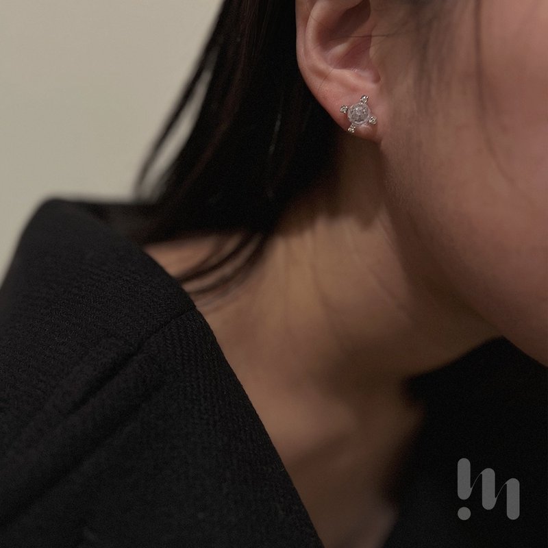 光纤交织 │ 水晶 925纯银 耳环 LIM:M PROJECT - 耳环/耳夹 - 纯银 银色