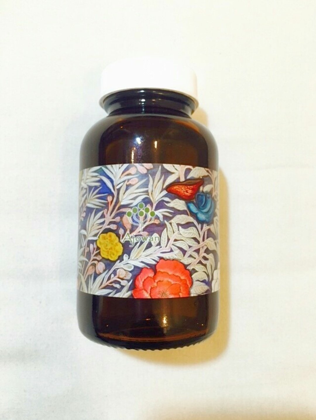 初榨冷压椰子油 - 身体护肤/按摩油 - 植物．花 白色