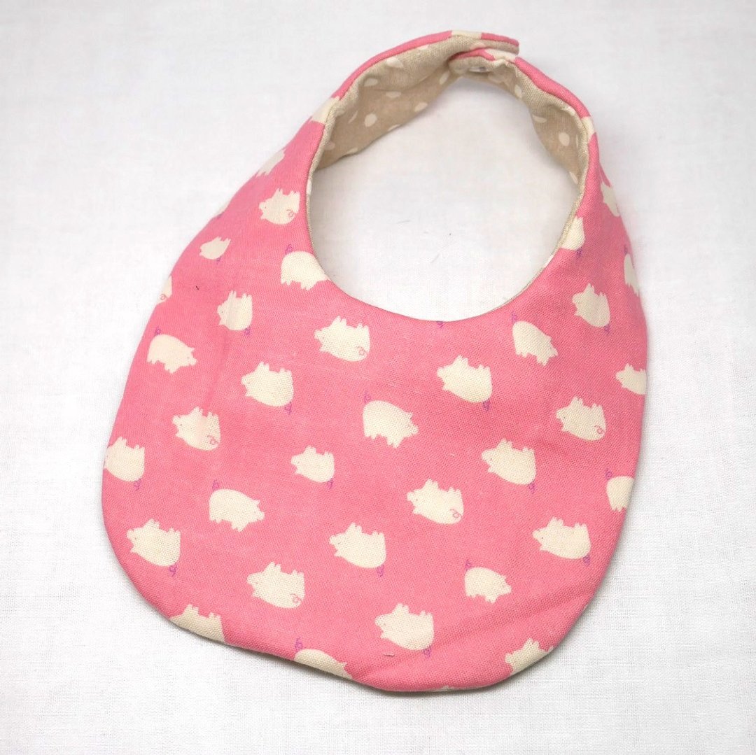 Japanese Handmade 8-layer- gauze Baby Bib / pig pink - 围嘴/口水巾 - 棉．麻 粉红色