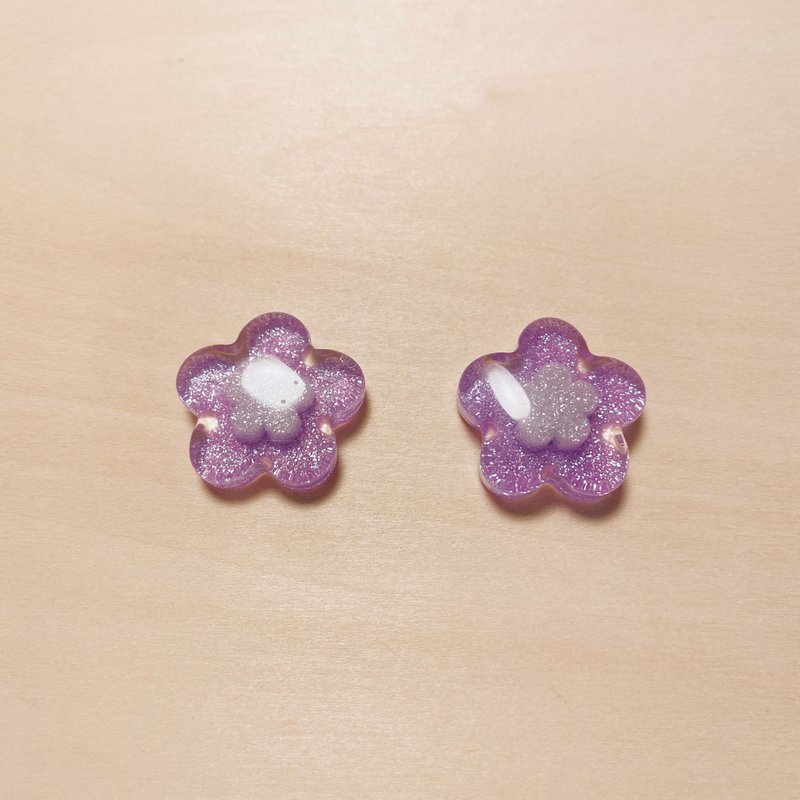 复古紫糖果花花耳环 - 耳环/耳夹 - 树脂 紫色