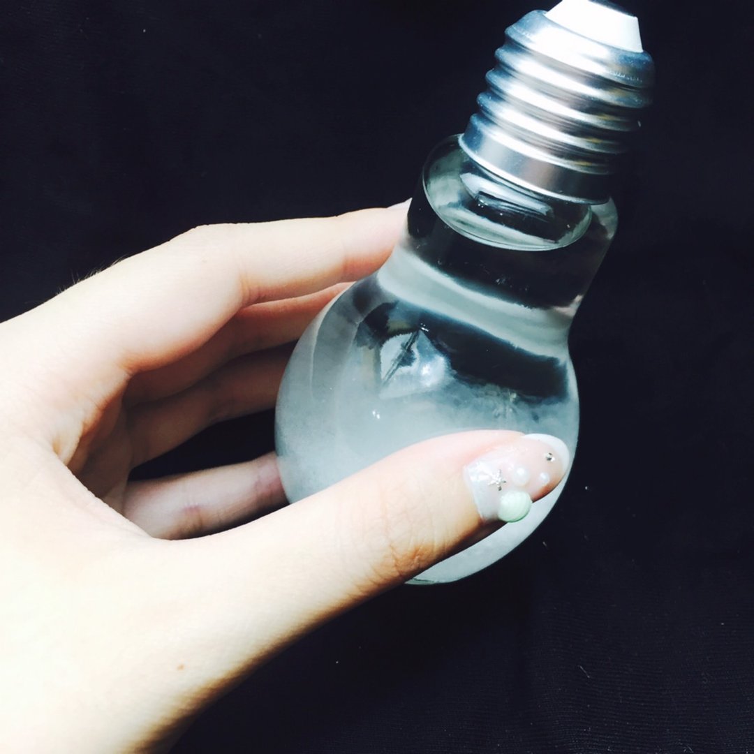 灯泡天气瓶（风暴瓶）Storm Glass △ 结晶之美，走到哪儿都在下雪（台湾限定）｜小铝盖天气瓶｜家居摆饰 - 摆饰 - 玻璃 透明