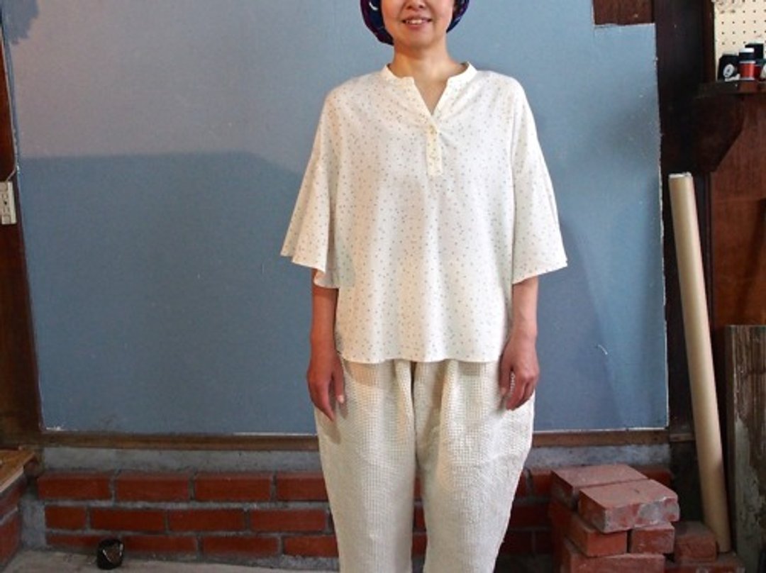 Manganese Kasuri flared sleeve tunic Ivory 8813-1010-92 - 女装上衣 - 棉 