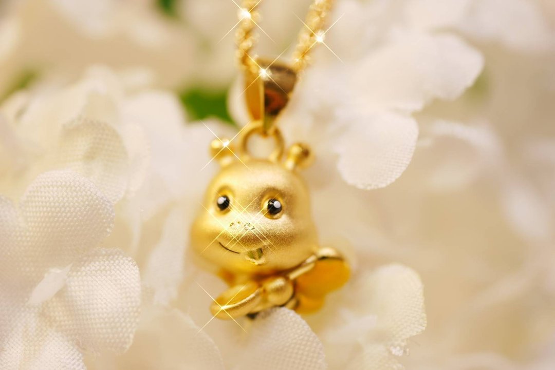 BEE WITH YOU(硬金吊坠) - 项链 - 24k 金 黄色