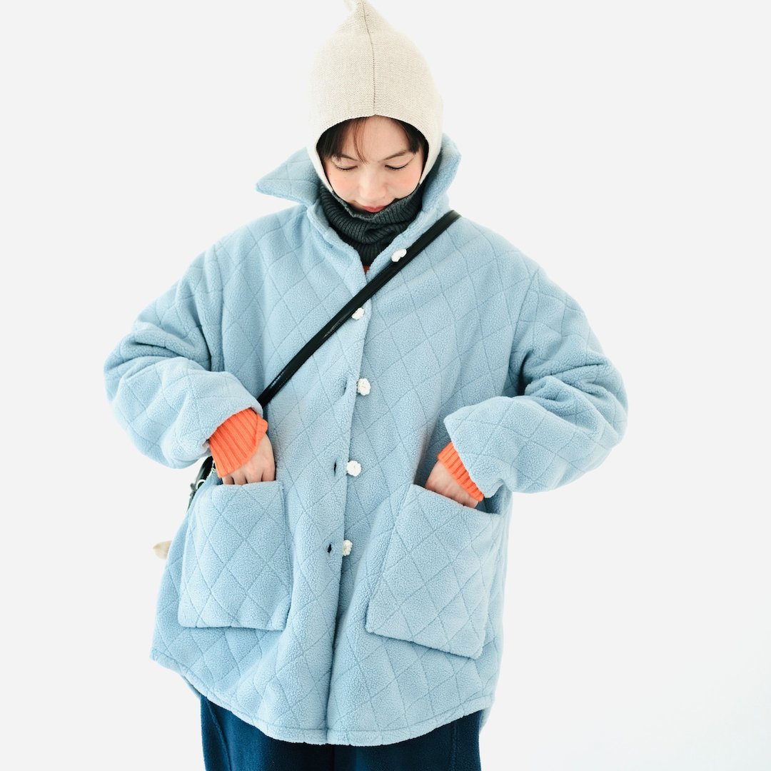 水蓝毛绒铺棉外套 / 冬季保暖 大口袋 - 女装休闲/机能外套 - 其他材质 蓝色