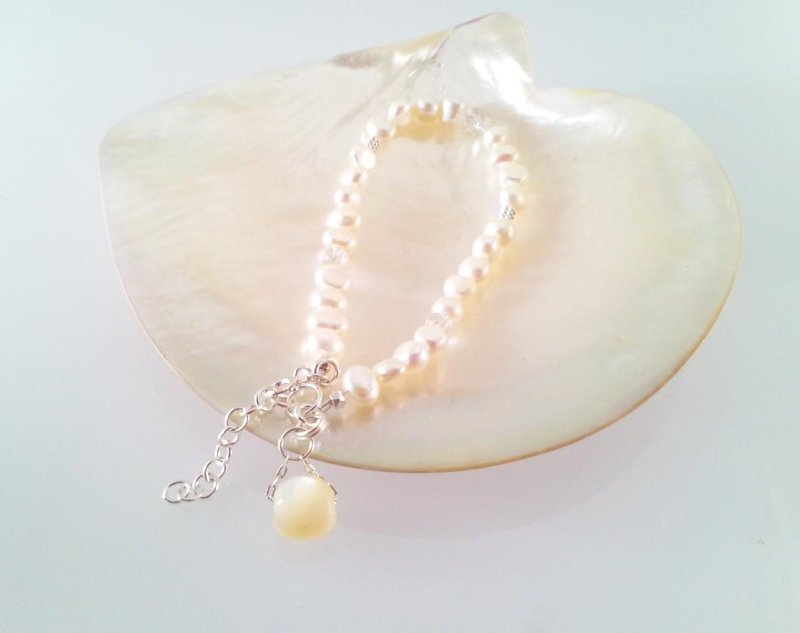 Crystal & pearl silver bracelet - 手链/手环 - 宝石 