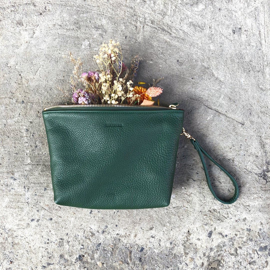 【BEAUTY BAG】ZiBAG-035/ 化妆包 / 墨绿 - 手拿包 - 真皮 