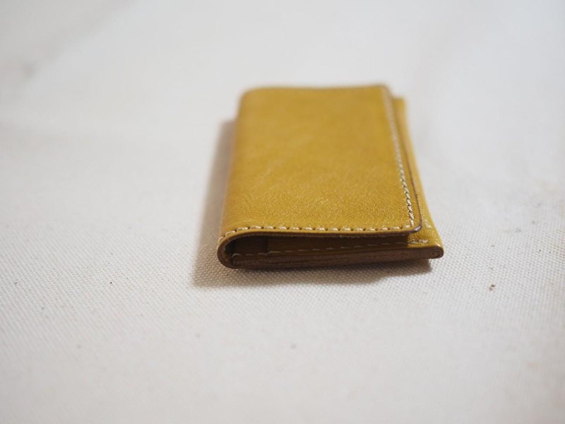 Compact business card card case / yellow - 名片夹/名片盒 - 真皮 黄色