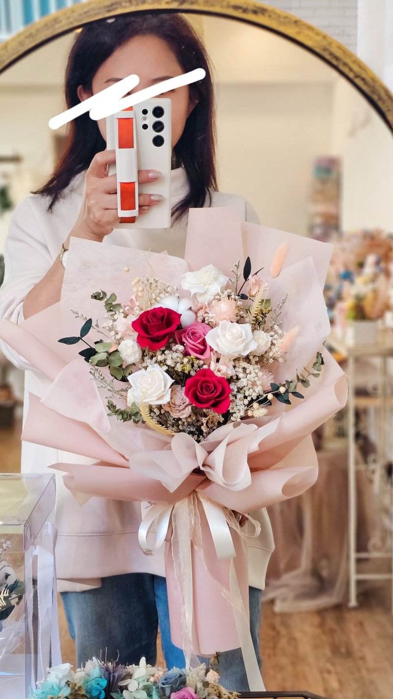 雪玫情人永生玫瑰花束/求婚花束 60厘米 快速出货 - 干燥花/捧花 - 植物．花 粉红色