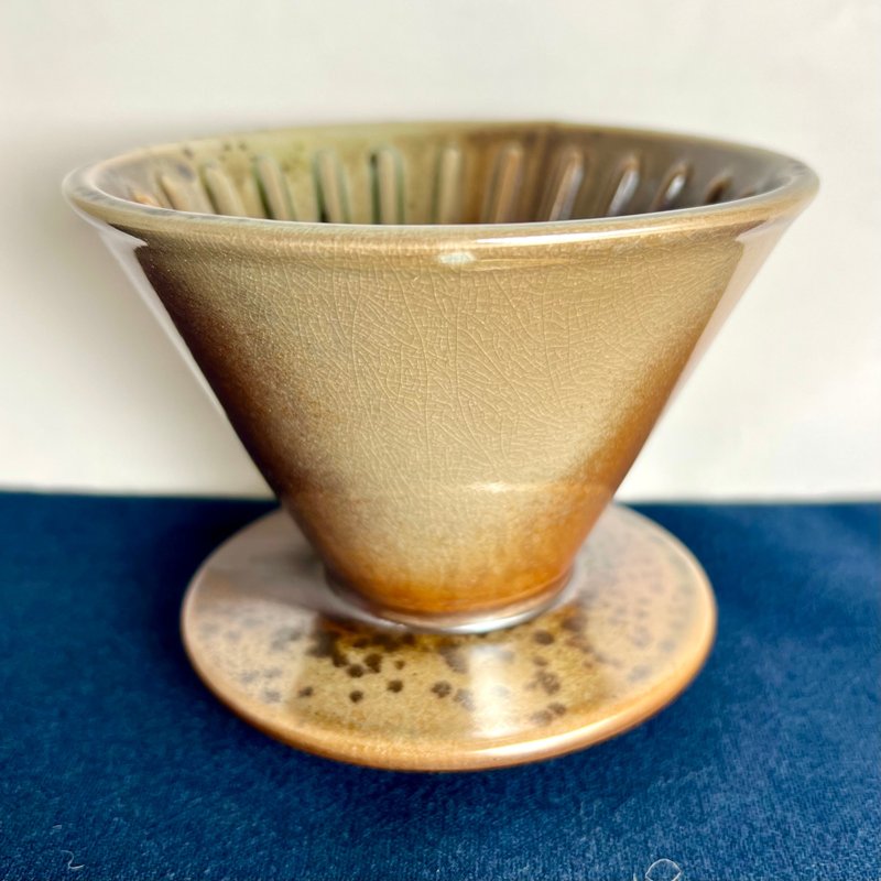 Colorful柴烧8天系列 咖啡滤杯 19  此款式不提供挑款 - 咖啡壶/周边 - 陶 