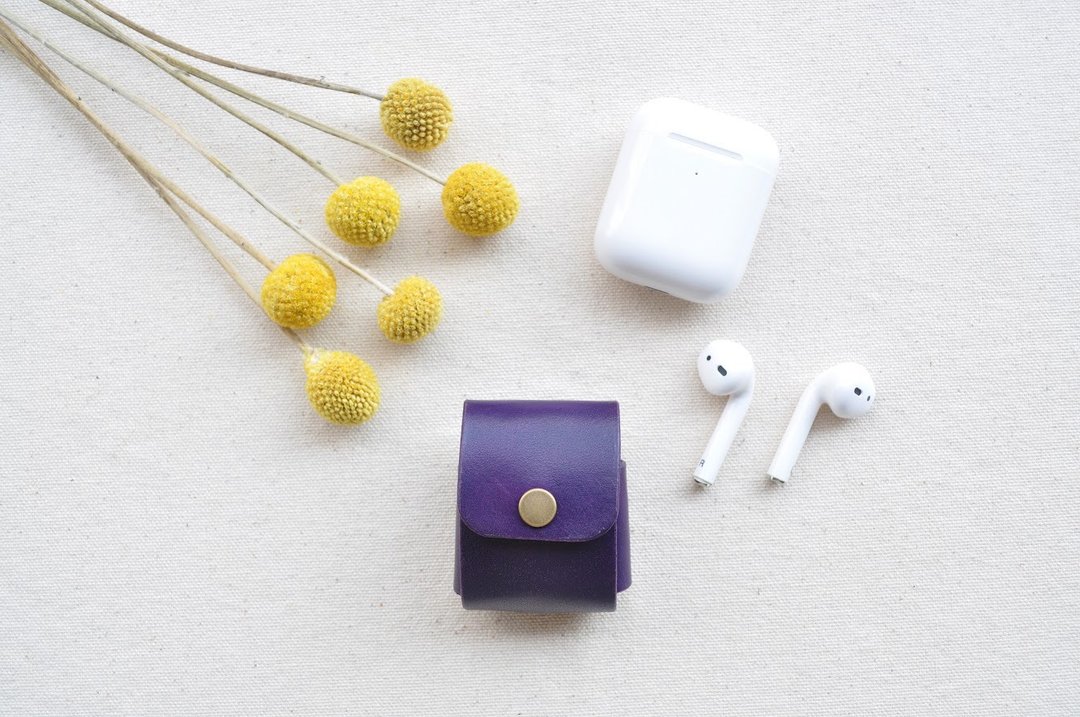 AirPods 1 & 2 代皮革保护套-葡萄紫 - 耳机收纳 - 真皮 