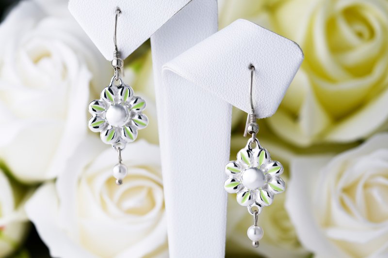 花朵系列 手工彩绘可爱向日葵造型 勾式耳环 - 耳环/耳夹 - 银 银色