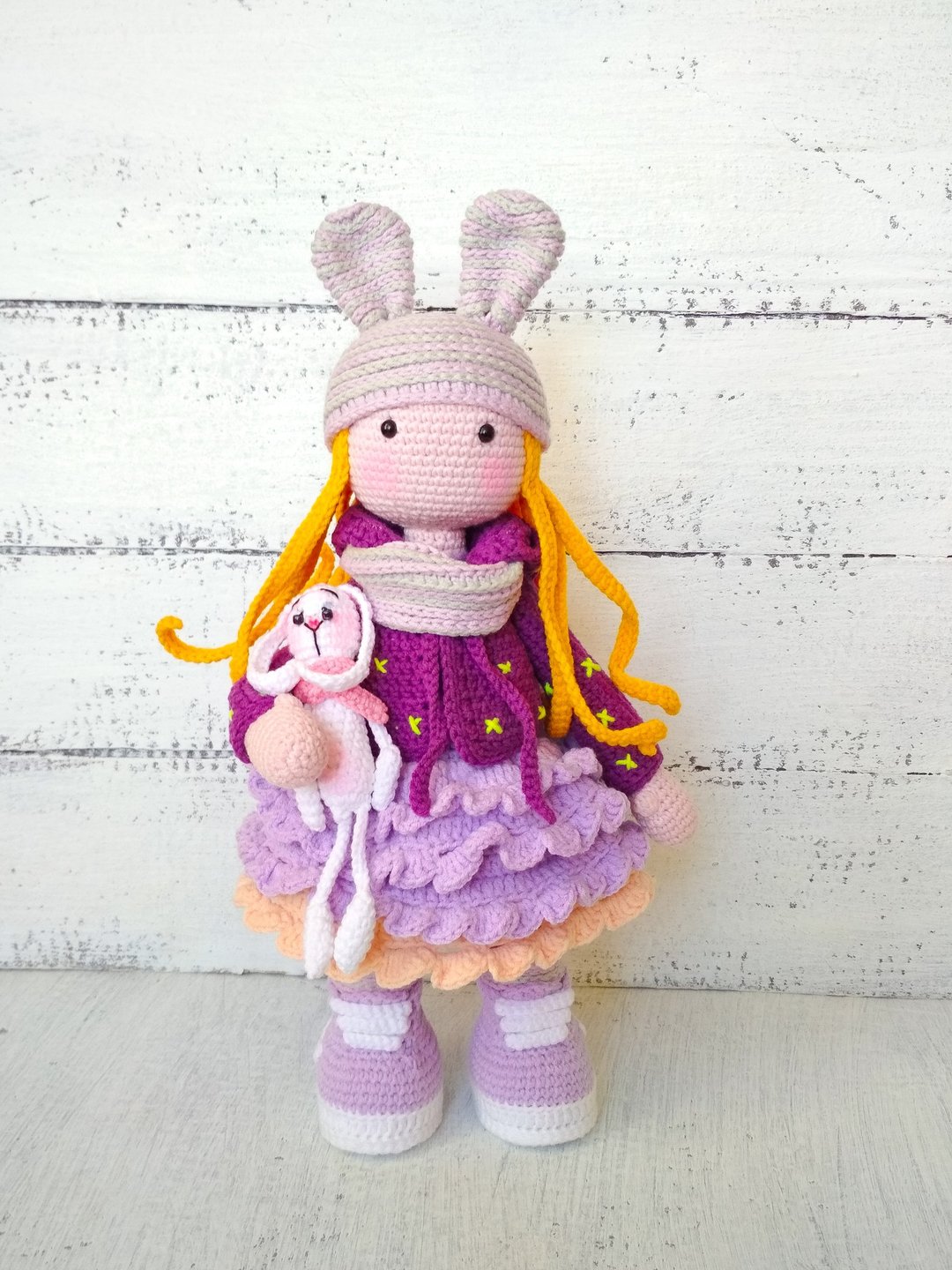Amigurumi女孩娃娃. 钩针霍道夫娃娃。 给妈妈或女朋友的娃娃礼物 - 玩偶/公仔 - 棉 紫色