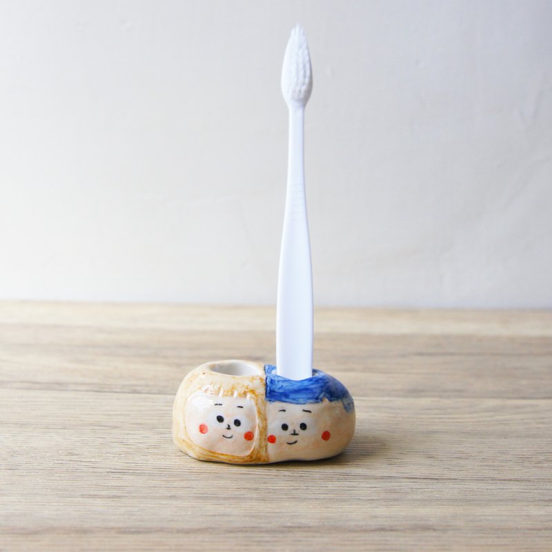 【生活小物】双人陶瓷牙刷架 / 笔座 - 收纳用品 - 瓷 多色