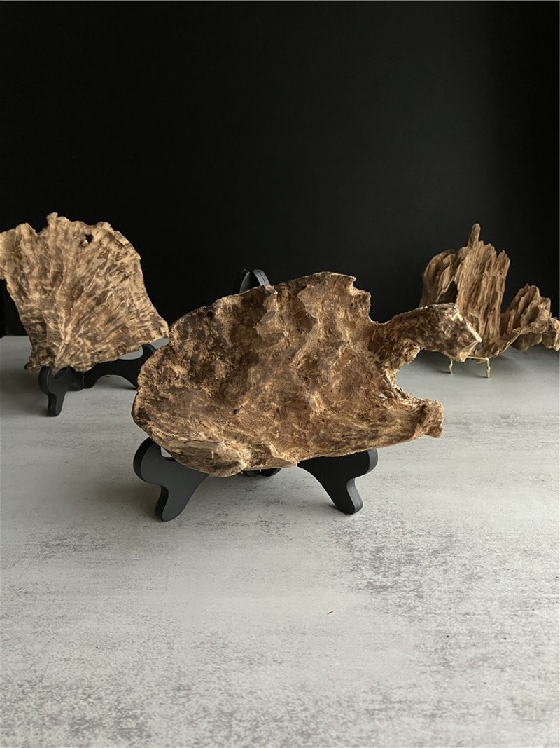 【重油/日常款】野生芽庄沉香摆件(内可挑造型)  风水摆件 - 摆饰 - 木头 