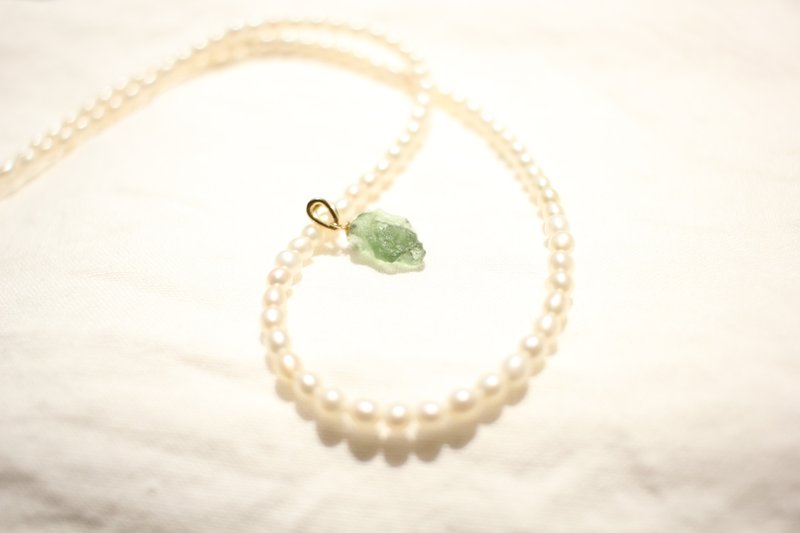 Moldavite (meteorite) K18 Pendant - 项链 - 宝石 绿色