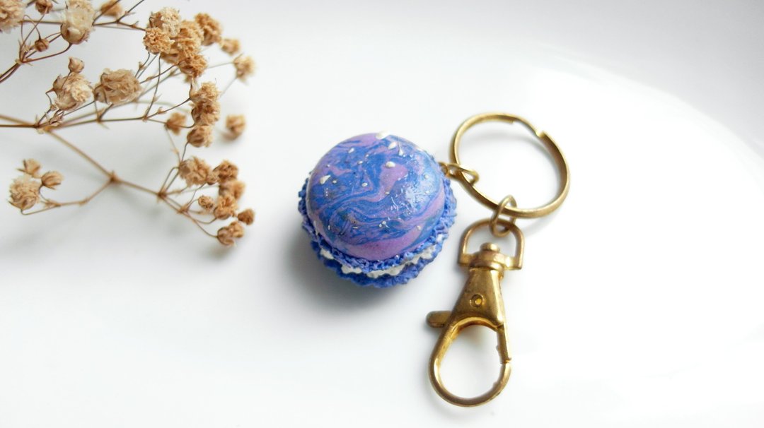 *福利品 / 展示品* 星空 马卡龙 钥匙圈 包包挂饰 日本黏土 - 钥匙链/钥匙包 - 粘土 多色
