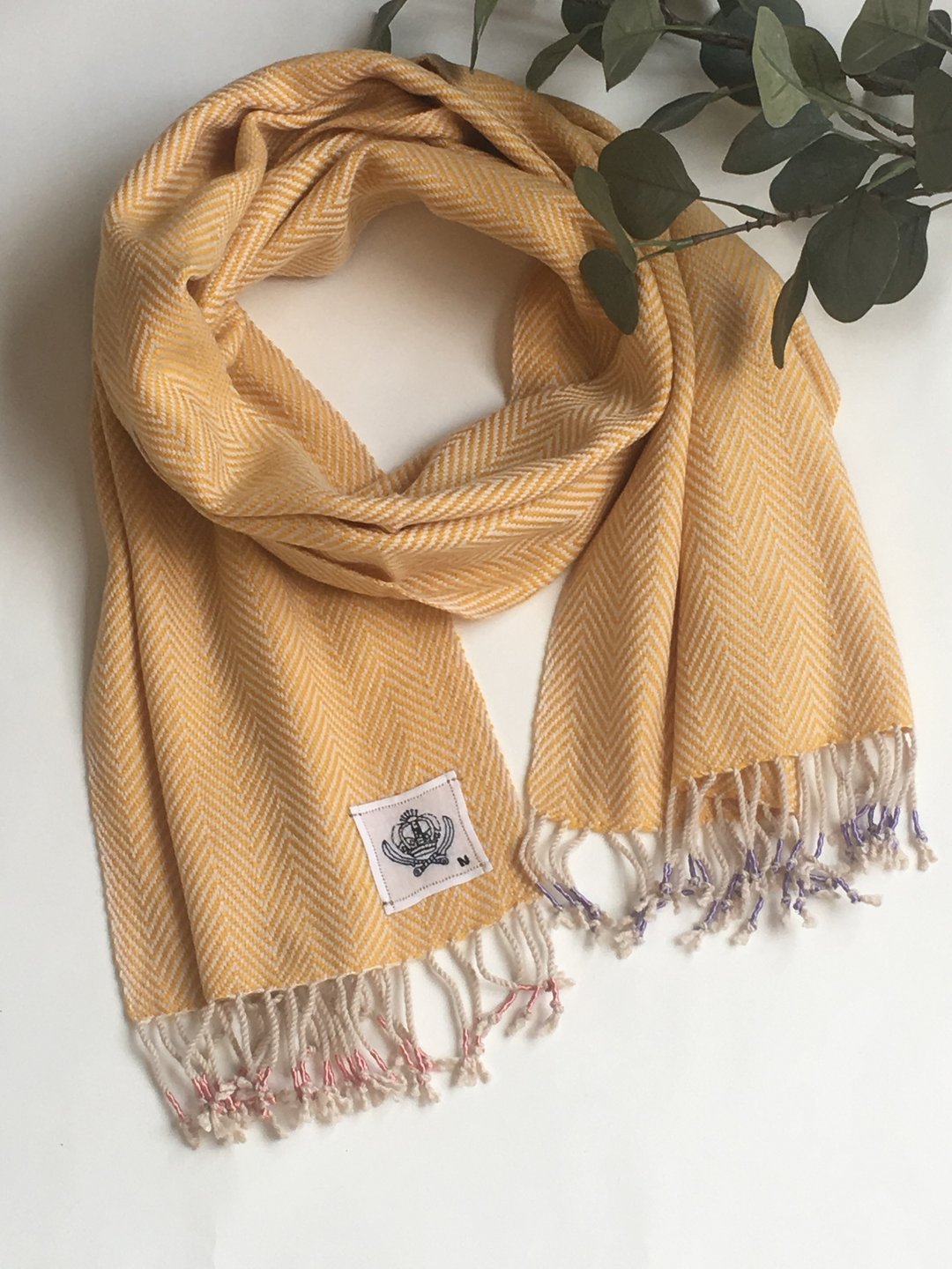 Hand woven cute muffler - 丝巾 - 羊毛 黄色