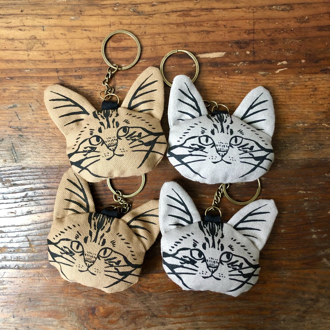 猫头钥匙圈 虎斑 - 钥匙链/钥匙包 - 棉 多色