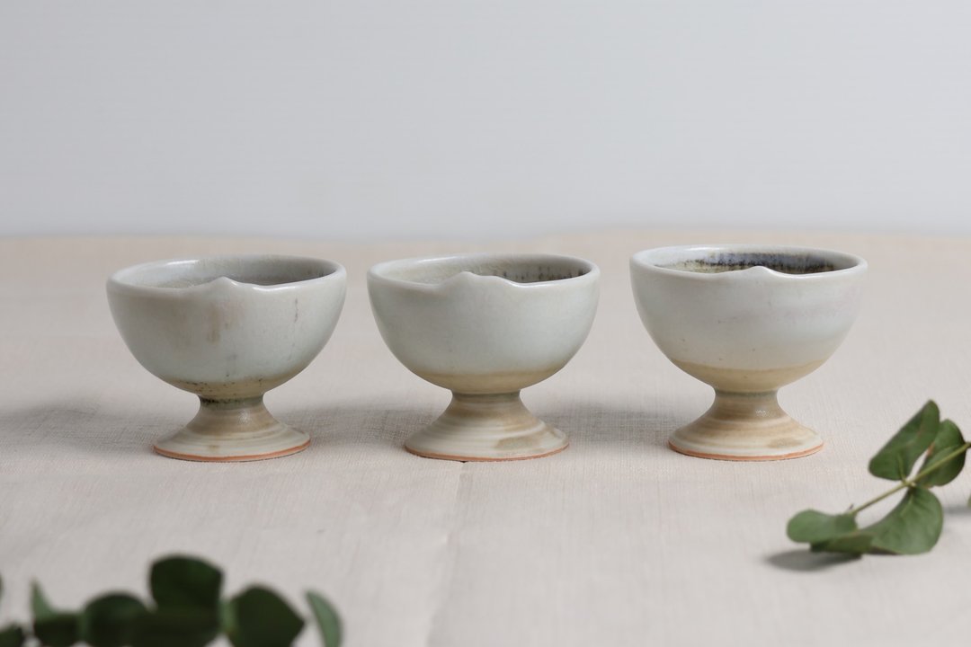 白雪墨灰高脚小茶杯 - 茶具/茶杯 - 瓷 