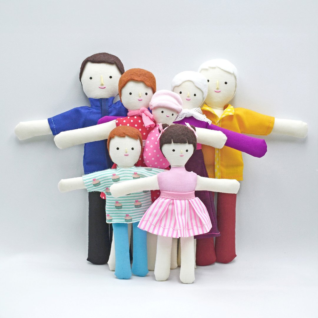 Family of 7 dolls - 布娃娃 - 家居娃娃 - 手作娃娃 - 娃娃屋 - 玩偶/公仔 - 其他材质 多色