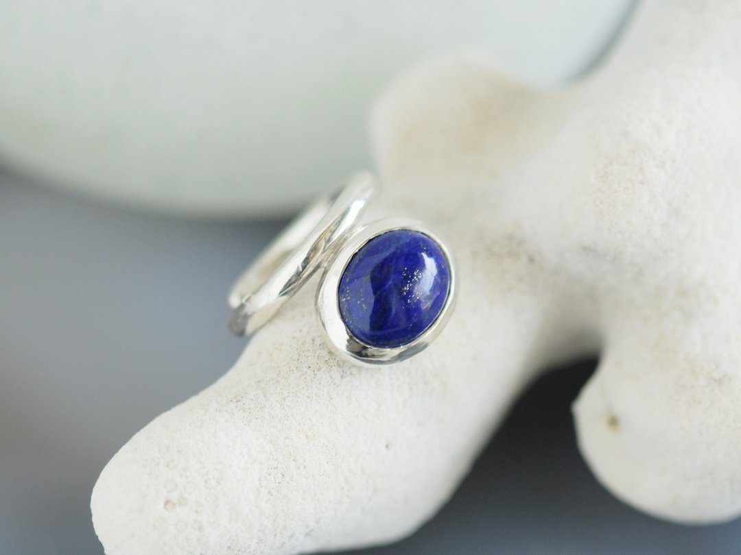 Lapis lazuli natural stone ear cuff - 耳环/耳夹 - 宝石 蓝色