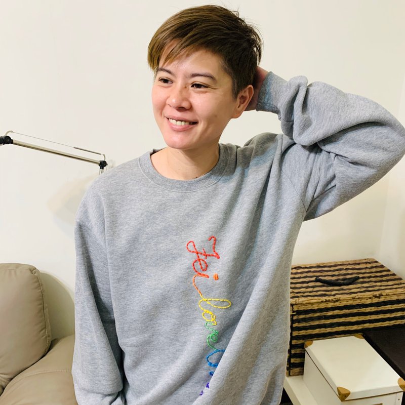 手绣书写体英文刷毛T/定制化手绣 - 中性连帽卫衣/T 恤 - 聚酯纤维 多色