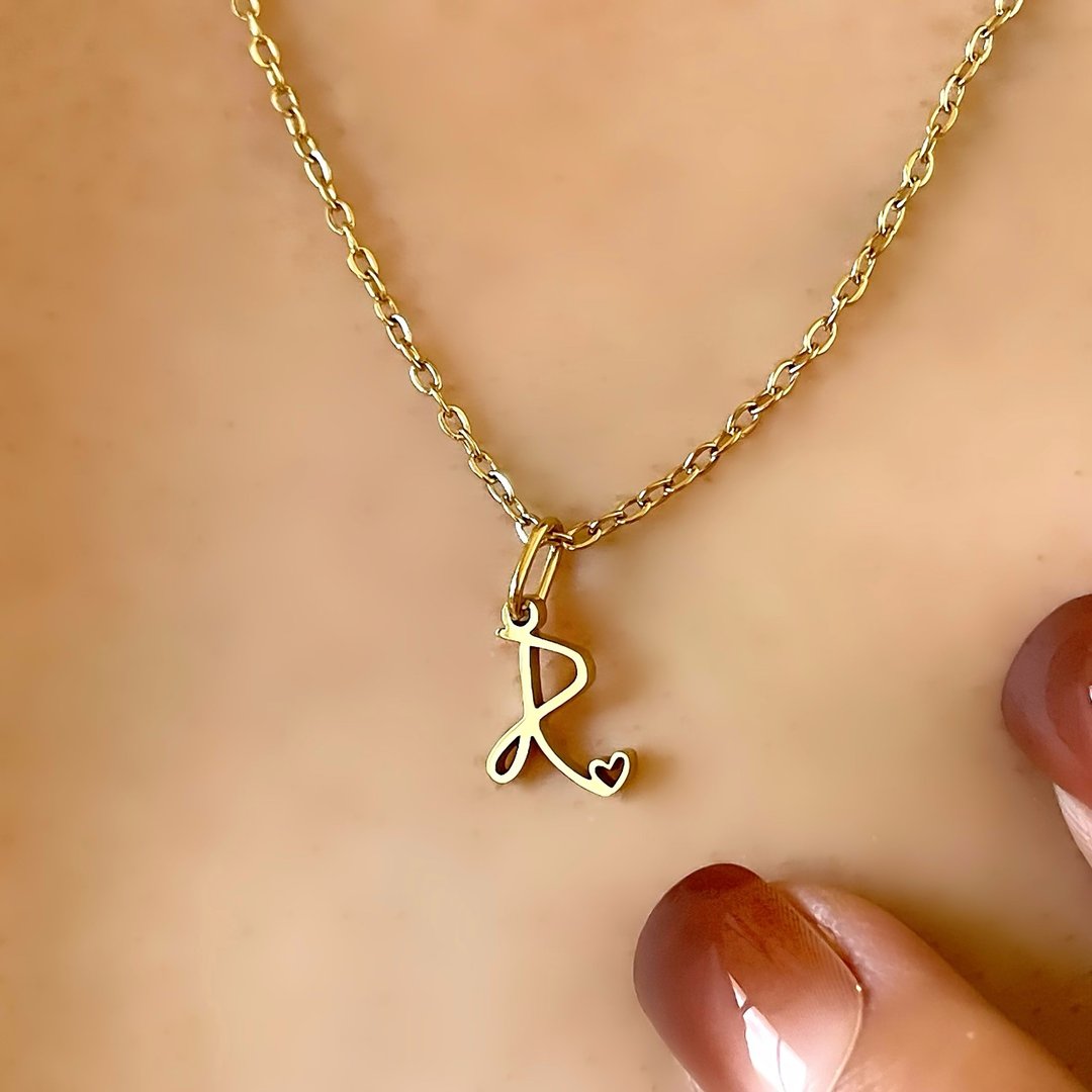 抗过敏材质 可长时间配戴 字母项链 316L医疗级不锈钢 防过敏 项链 - 项链 - 不锈钢 金色