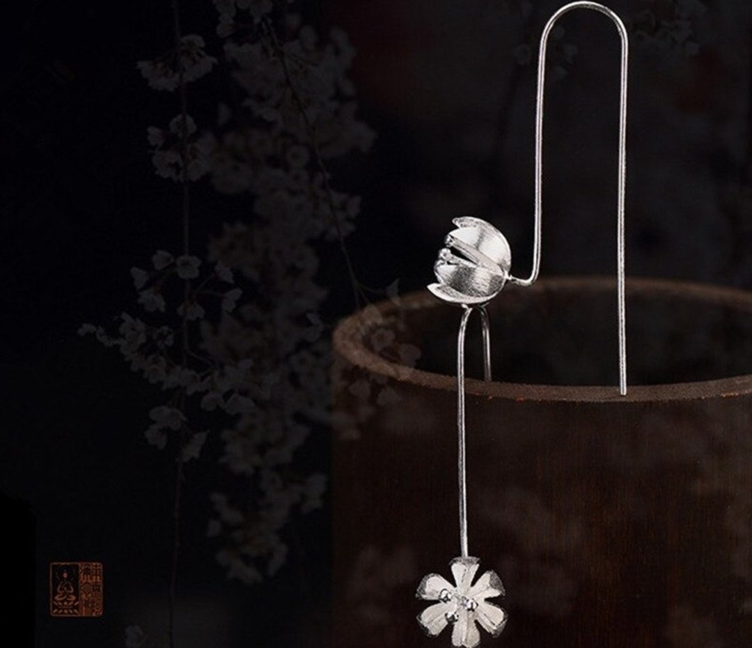 S 925 Sterling Silver Jewelry Handmade Brushed Women Romantic Flower Earrings - 耳环/耳夹 - 纯银 银色