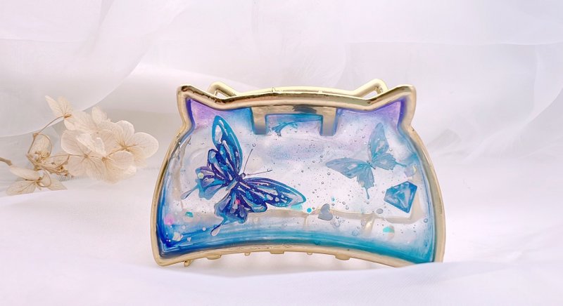 | 大猫咪 | 发夹 鲨鱼夹 双面戴 日本滴胶 蝴蝶 蓝紫渐层 送礼 - 发饰 - 其他材质 多色