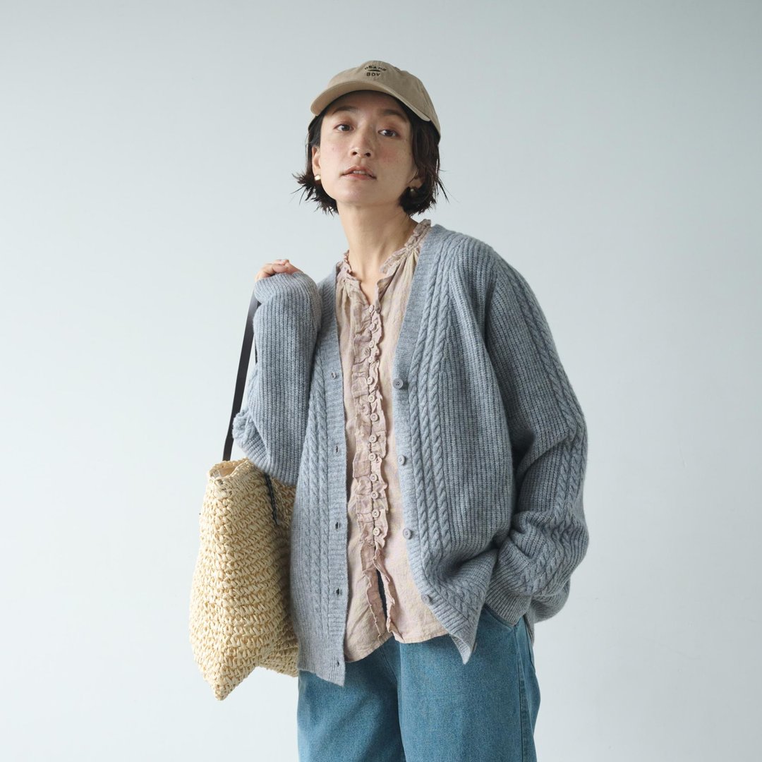 质感温柔的 绞织针织 V领羊毛开襟外套 木灰色 241202-3 - 女装针织衫/毛衣 - 羊毛 