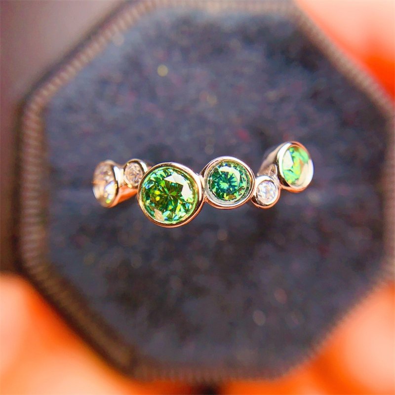 绿色莫桑石戒指, 绿色莫桑石半圈钻戒 - 戒指 - 纯银 