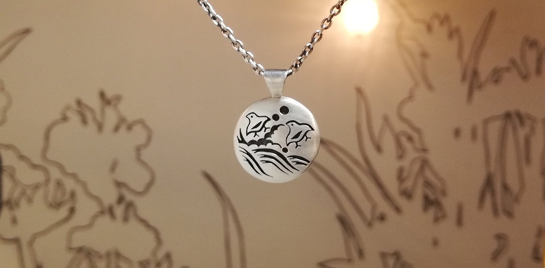 [Chidori in the waves] Pendant necklace The classic design is popular with both men and women. Japanese pattern overlay Silver magazine publication product - 项链 - 纯银 银色