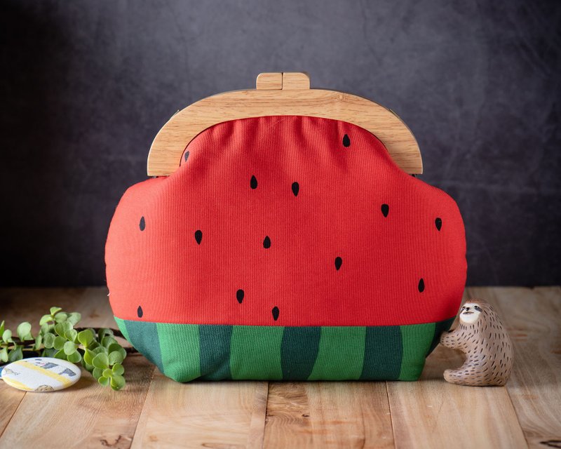 【花莲大西瓜】复古木质口金包-大款 #随身包#古着#日系#可爱 - 侧背包/斜挎包 - 棉．麻 红色