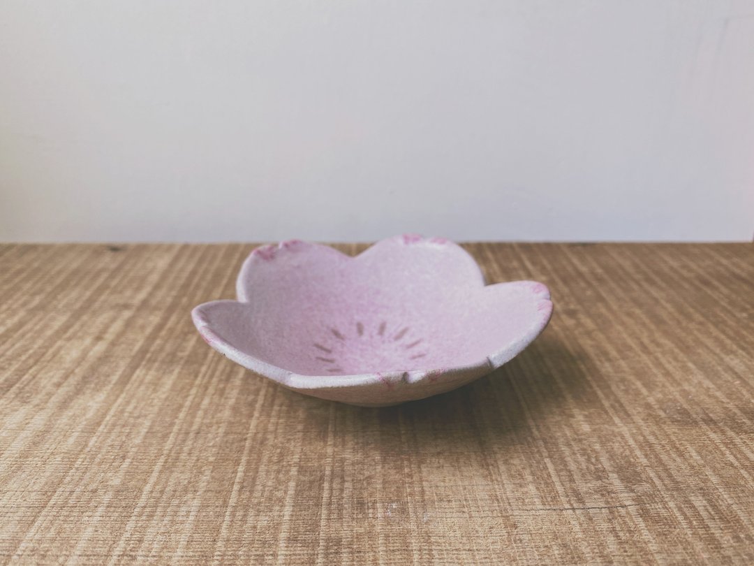 樱花手作陶盘 10厘米 小圆盘 樱花季节限定作品 - 盘子/餐盘/盘架 - 陶 粉红色