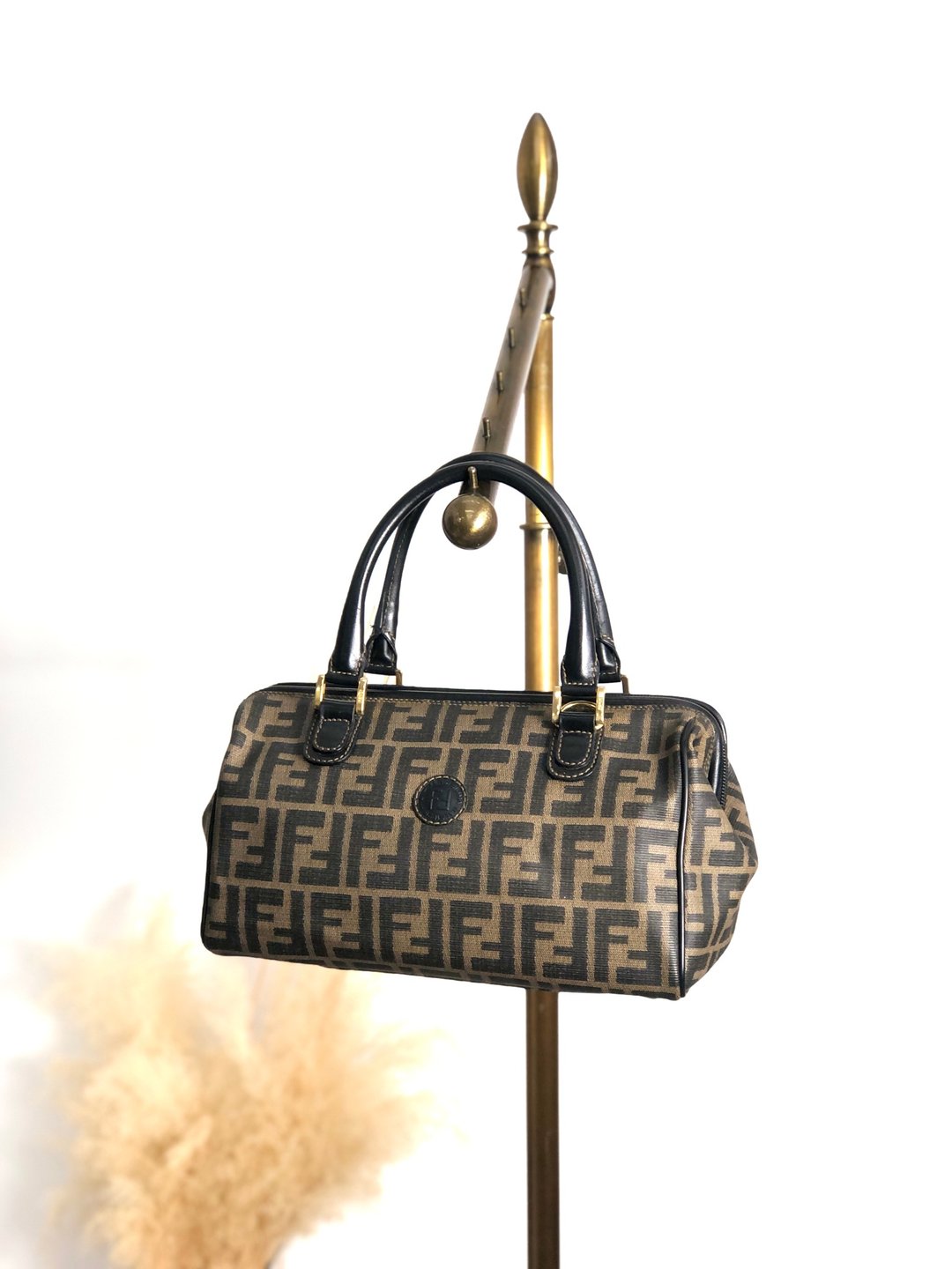 【日本直送名牌中古包】FENDI 芬迪 经典 FF 图纹 侧背包 黑色 Logo PVC 皮革 迷你波士顿包 vintage cf6xpb - 侧背包/斜挎包 - 防水材质 黑色