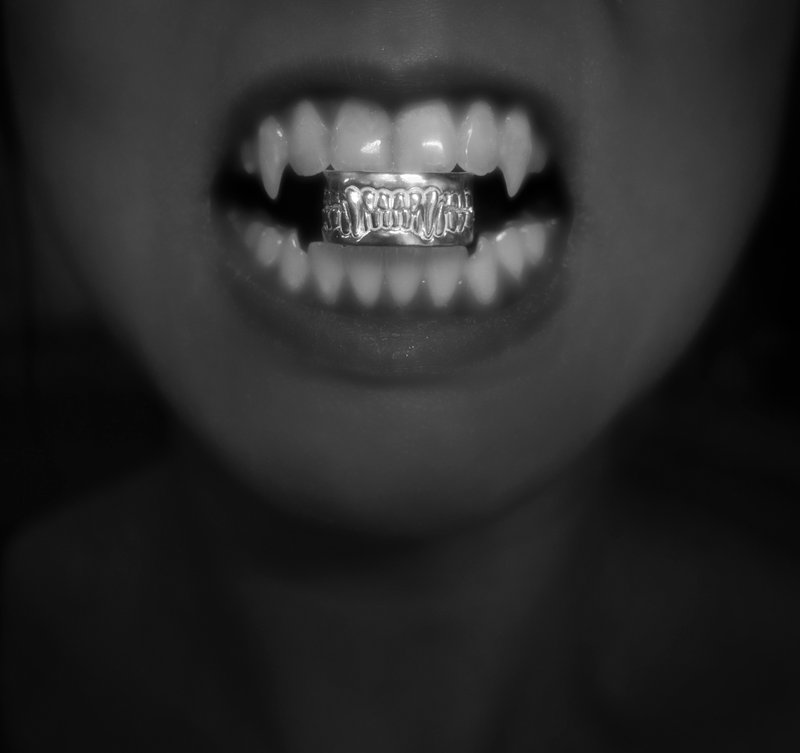 牙怪系列-吸血鬼 Teeth Monster - Vampire Bite - 戒指 - 纯银 银色