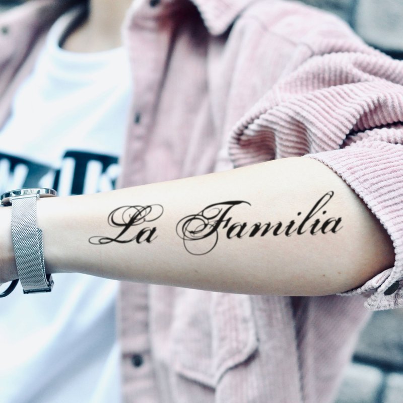 OhMyTat 西班牙文 家庭 La Familia 刺青图案纹身贴纸 (2 张) - 纹身贴 - 纸 黑色