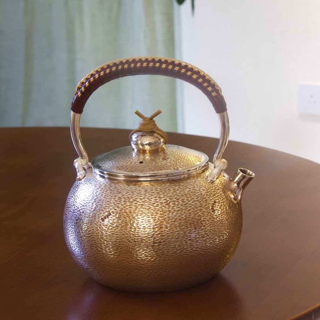 尚帧品 岩纹纯银壶 足银纯手工 一张打口打出 1000cc - 茶具/茶杯 - 纯银 