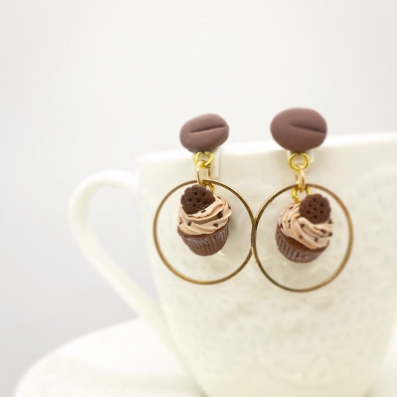 袖珍咖啡巧克力杯子蛋糕耳环 Coffee Chocolate CupCake Earring - 耳环/耳夹 - 陶 咖啡色