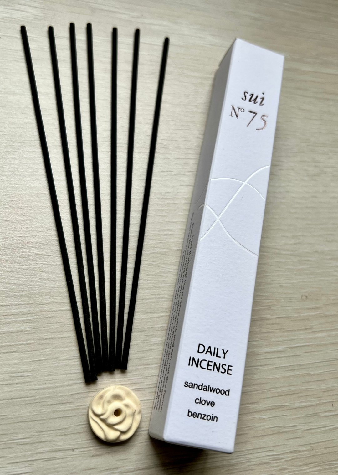 松荣堂  粹 系列 No.75 日线香  14g  附特制香立 - 香薰/精油/线香 - 其他材质 