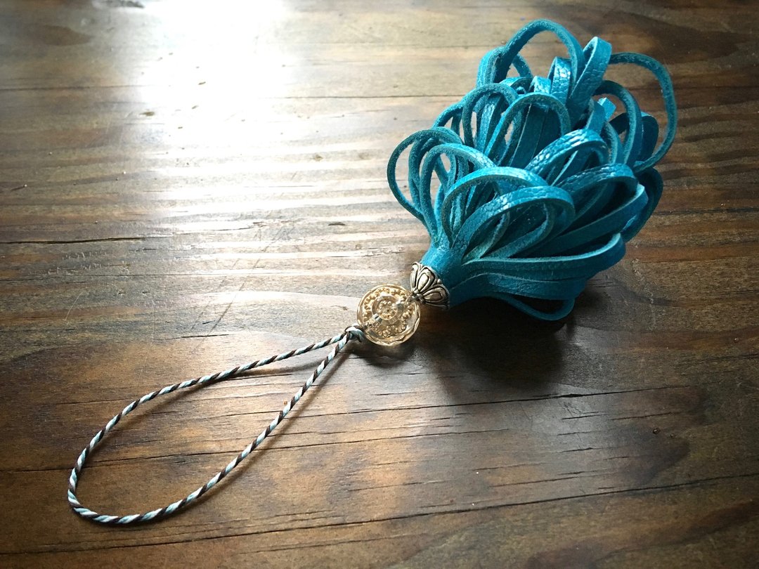 Leather tassel signora turquoise - 钥匙链/钥匙包 - 真皮 蓝色