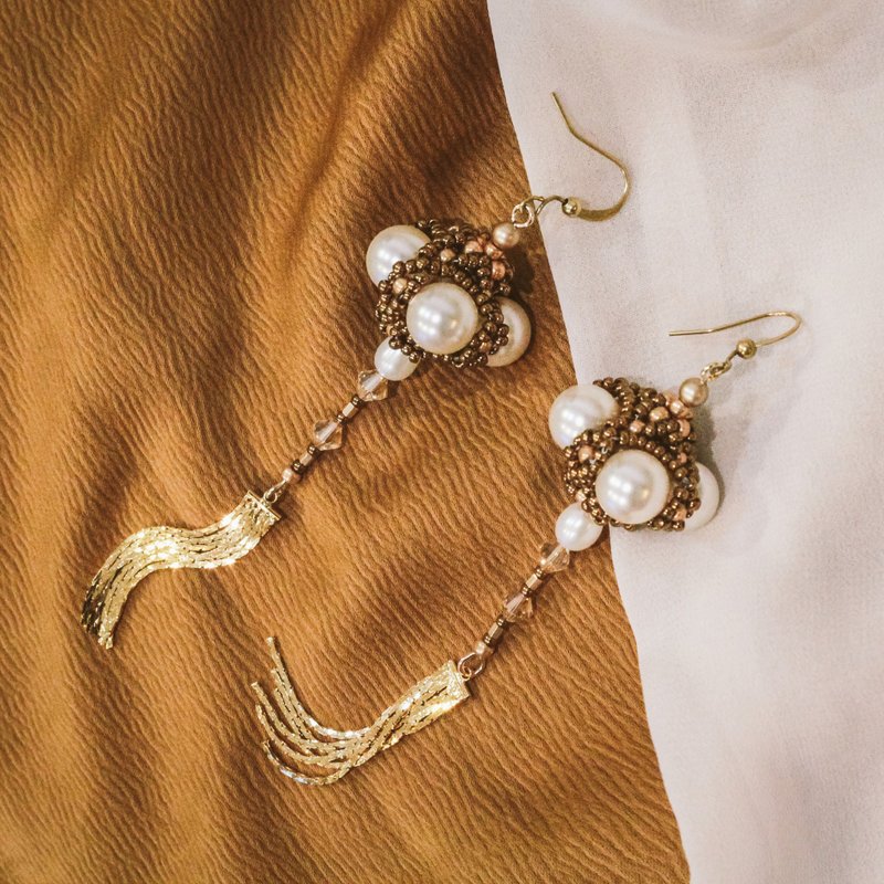 (已绝版) Omni Central 寰知城中加长款流苏编织珍珠耳饰 - 耳环/耳夹 - 宝石 金色